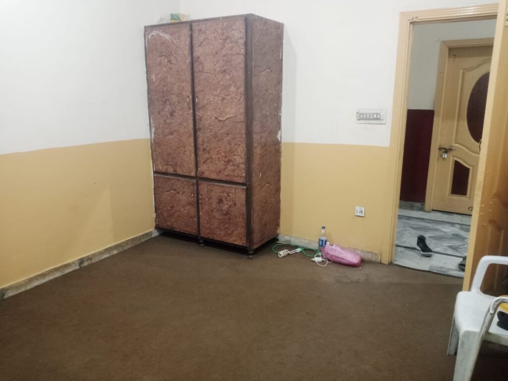 alkhair boys hostel national market branch chandni chowk rawalpindi room door