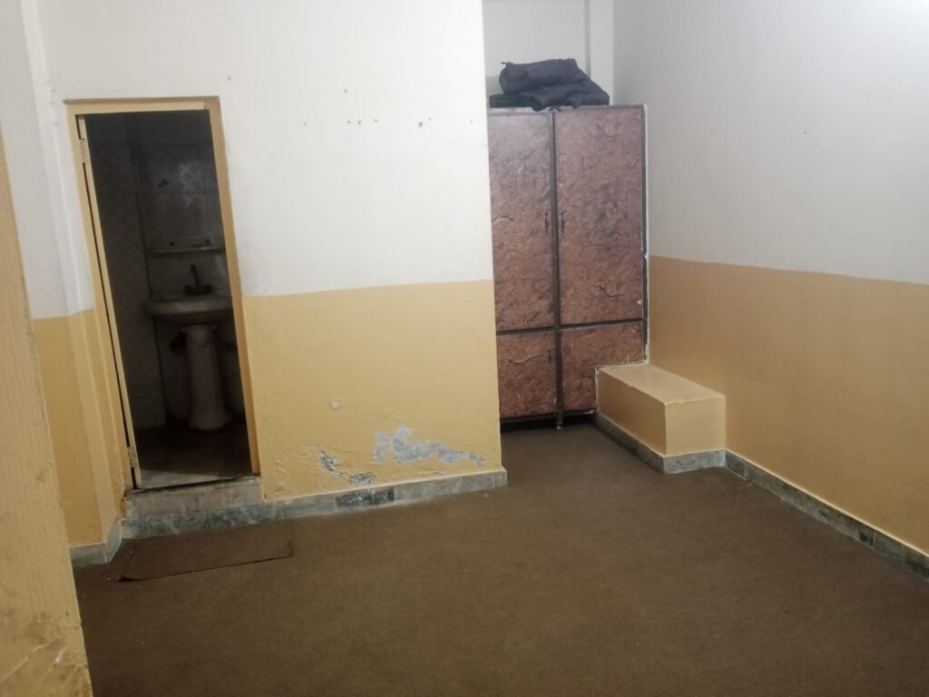 alkhair boys hostel national market branch chandni chowk rawalpindi room2