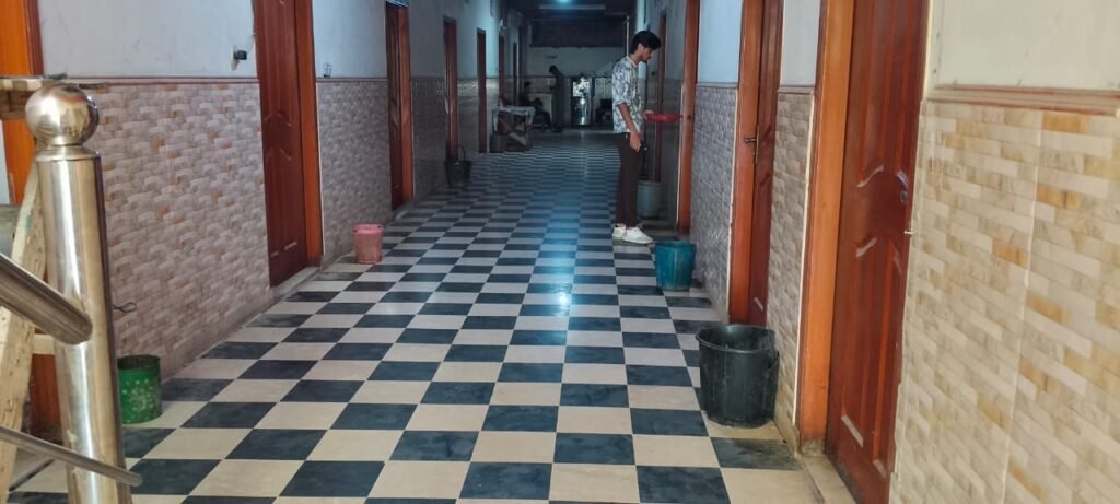 alkhair boys hostel rawalpindi ijp road rooms outside dustbins